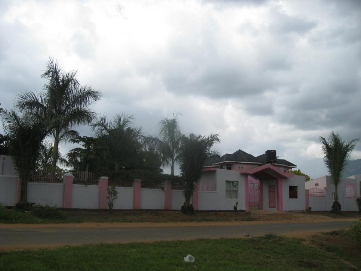 Our Home Mbale Luaran gambar